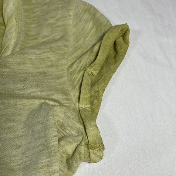 Anthropologie Pilcro Scoop Neck Tee in Green Heather Short Rolled Sleeve Small - Picture 4 of 4